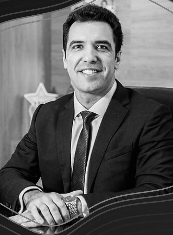 Dr. Flávio Burg